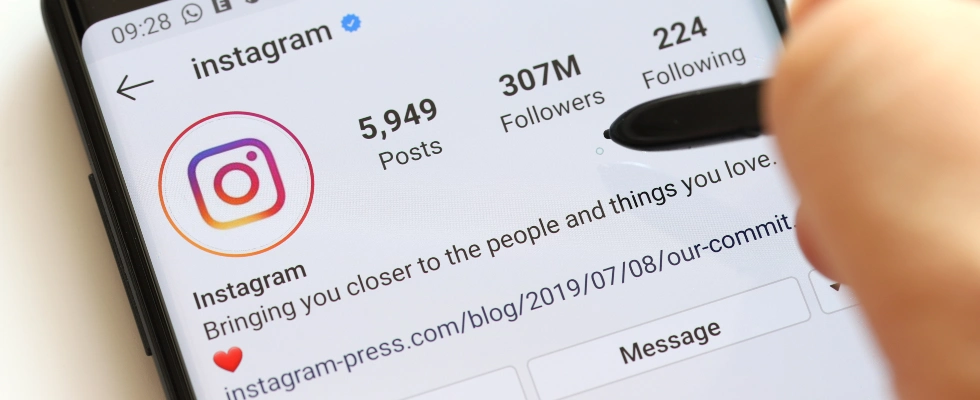 contoh bio instagram bisnis